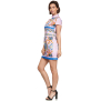 Comino Couture Modernes, kurzärmliges Kleid in Chinesischem Stil mit verspieltem Muster
